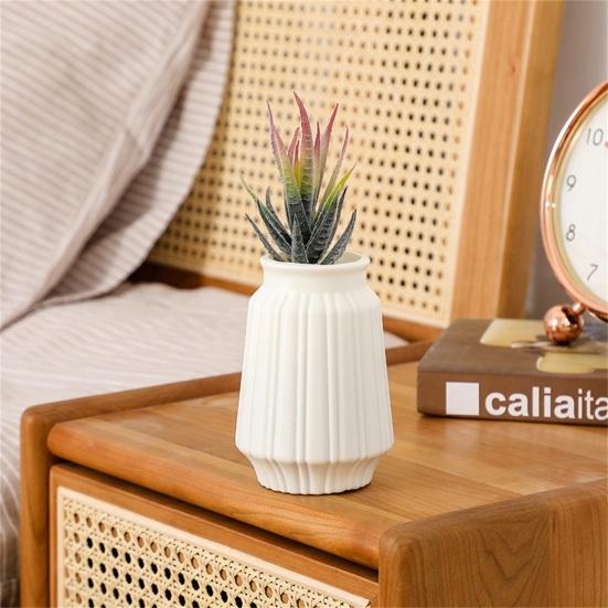 Convenient Vase Aesthetic Polyethylene Shatterproof