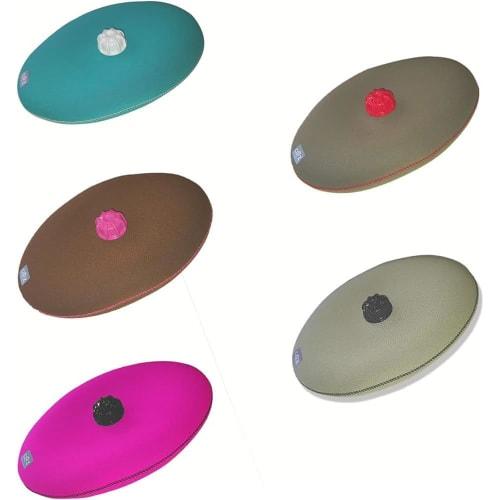 

Soft, egg-shaped hot water bottle, 2.0L size, perfect for use on your lap or under the covers. Long-lasting warmth and energy-saving, with a one-year