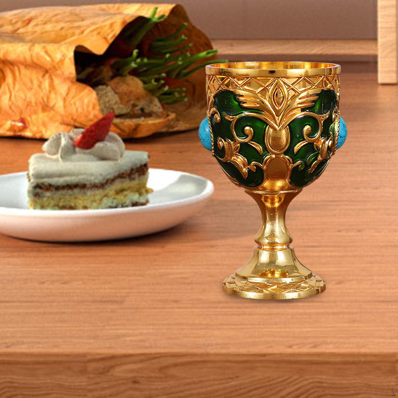 Средневековый кубок для церемониального использования, винный кубок из цинкового сплава, гравированный подарочный предмет Gold Green