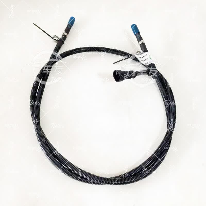 Dongfeng Mengshi CSK181 Fuel-Air Heater Inlet Pipe