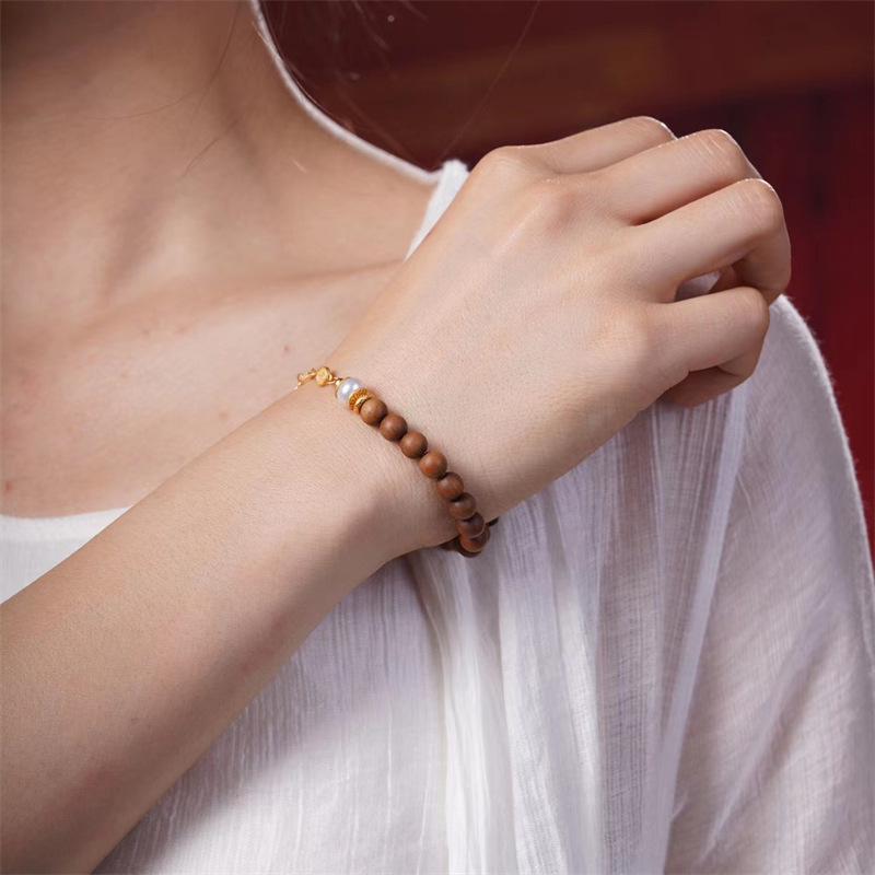 Indian Old Mountain Sandalwood & Pearl Silver-Plated Small Flower Beaded Bracelet