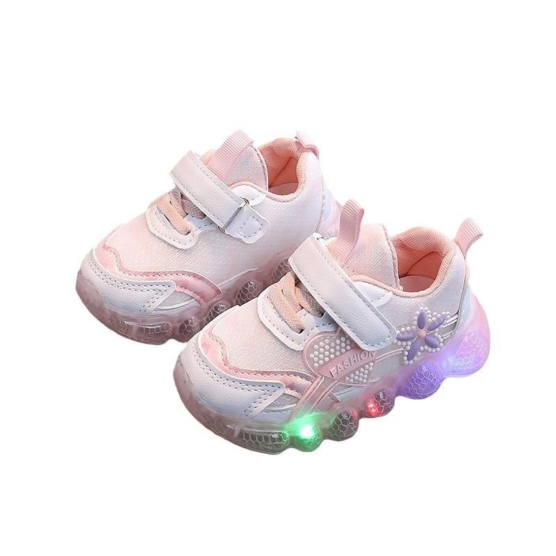 Kids Light Up Heart Pattern Korean Style Sports Sneakers For Boys And Girls