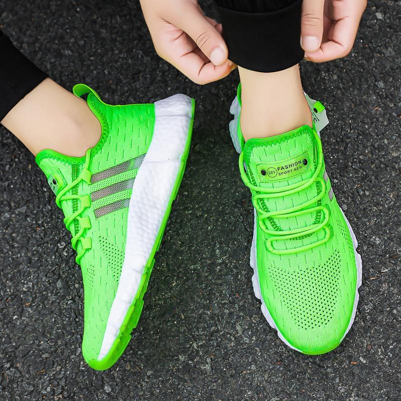 Foreign Trade Popular Men's Shoes 2025 Fly-woven Mesh Ultra-light Couple Running Shoes Men's Casual Breathable Sports Shoes