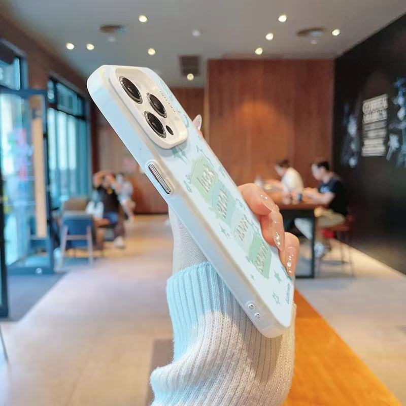 The new trendy brand smiley face is suitable for iphone17 mobile phone case Apple 15promax/14 Europe and America 13pro12/16e.