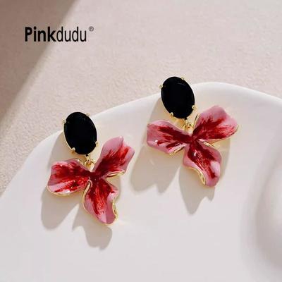 Petal Drop Earrings Vintage Floral Face-Flattering Dangles High-End Unique Designer Jewelry for Women PD2543