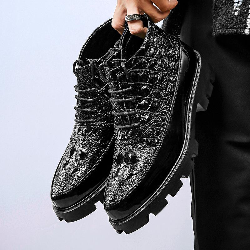 Embossed Men's High-Top Patent Leather Shoes, Autumn/Winter 2022 Korean Style Youth Thick-Soled Zipper British Design