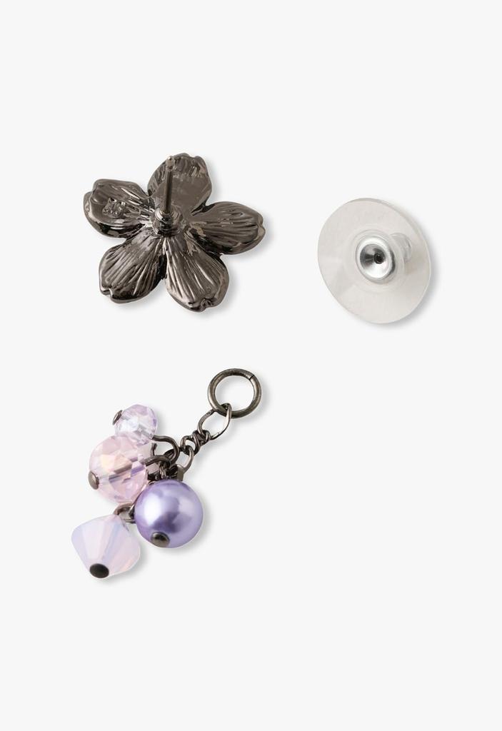 Night cherry blossom motif earrings SAMA1497 XV [Anna Sui]