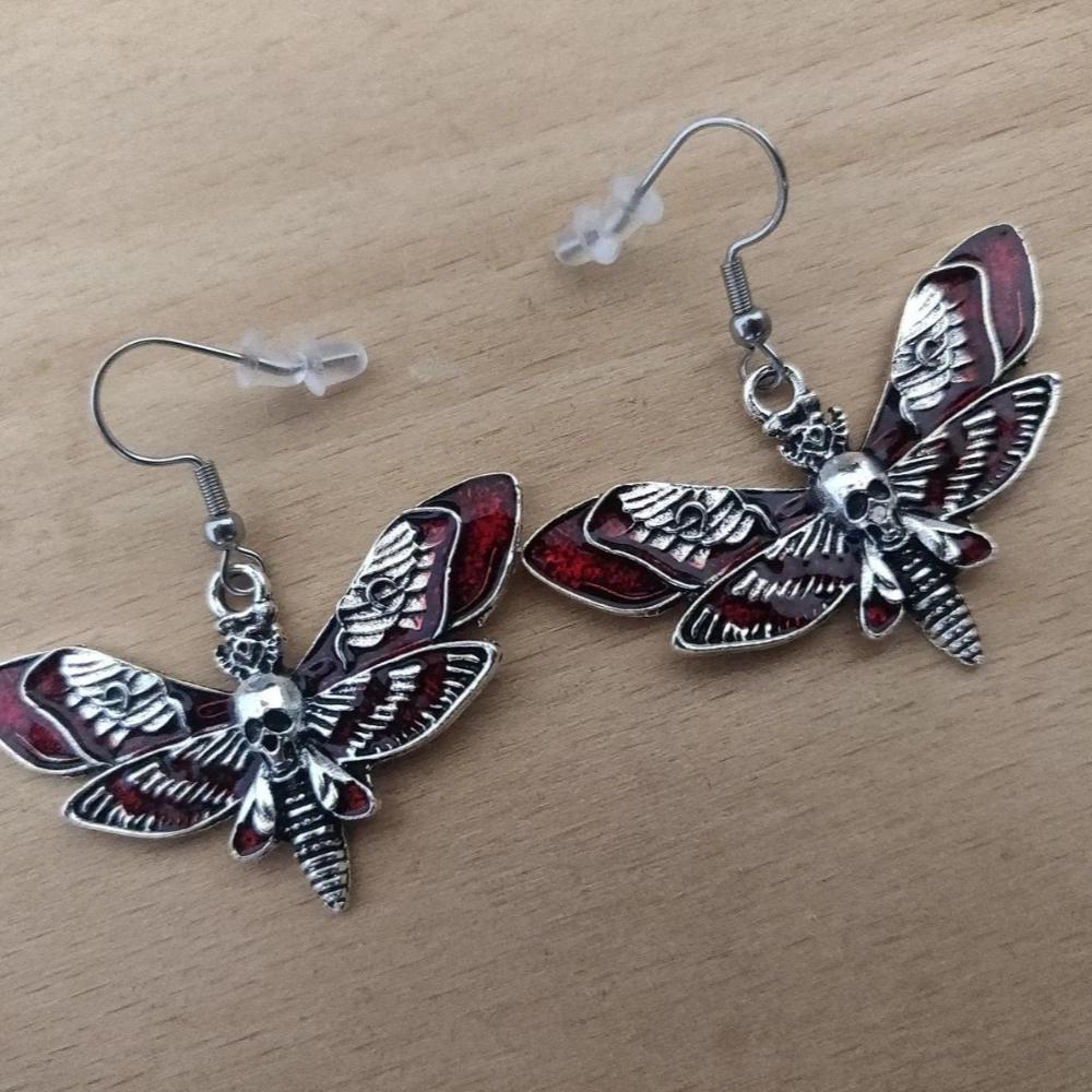 Personality Gothic Blood-red Death Moth Skull Dangle Earrings for Women Halloween Party Demon Slayer Jewelry Accessories Gifts