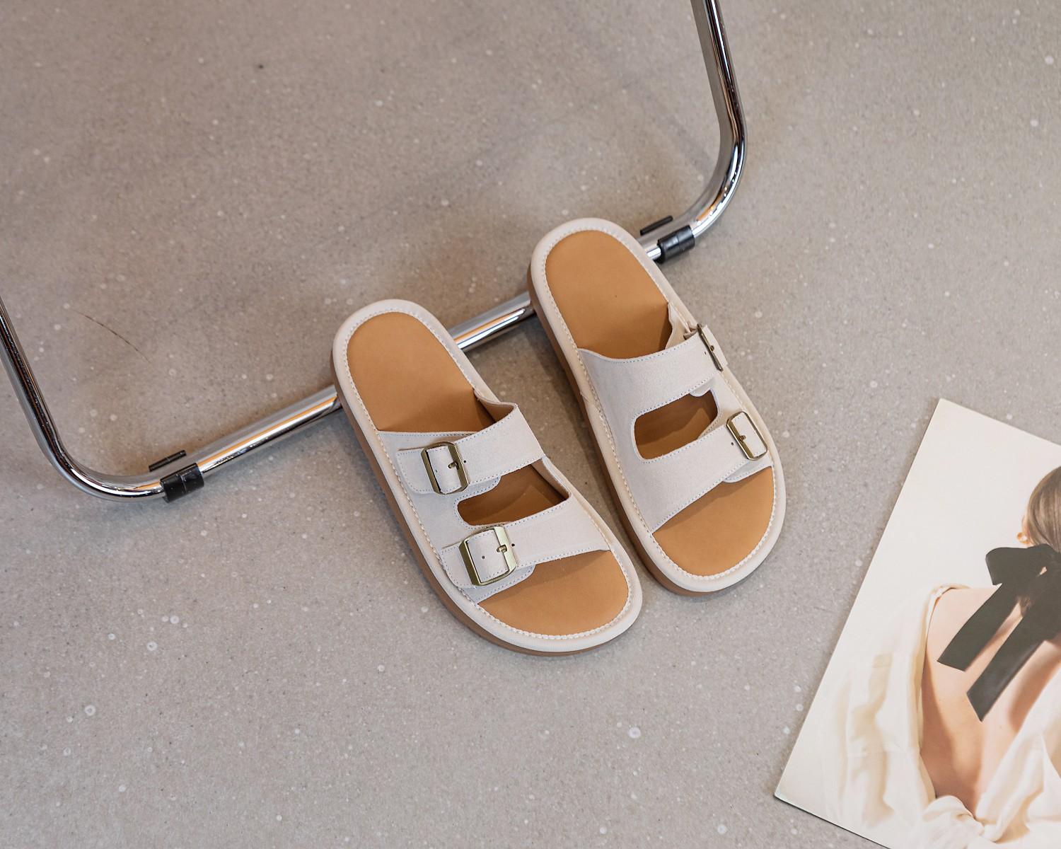 

Кожаные тапочки на мягкой подошве для женщин для ношения на улице, летние новые сандалии на плоской подошве, универсальные 35 бежевый