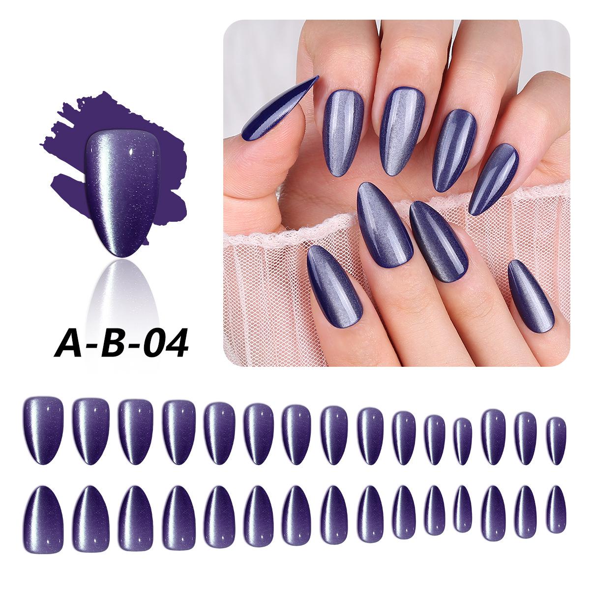 

Очарование глубин: Синие миндалевидные накладные ногти «кошачий глаз»