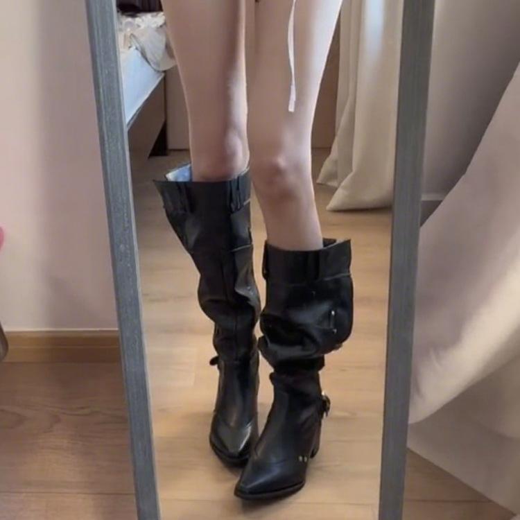 Maillard Retro Spitzstiefel mit dickem Absatz Damen 2025 neu Herbst vielseitig und dünne Gürtelschnalle Stiefel mit Blockabsatz