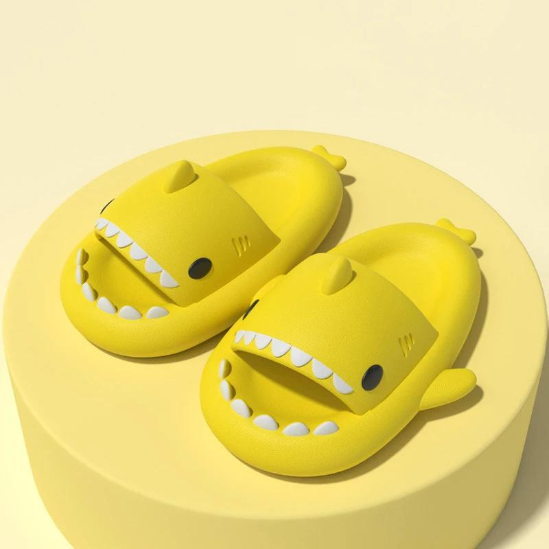 Fashion Crestar Kids Shark Slippers Summer Fashion Children Cute Cartoon Slippers Boys Girls Soft Sandal Outdoor Non-slip Beach Slides