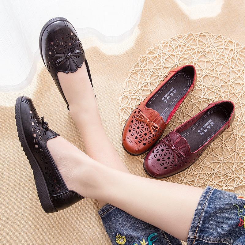 Spring Hollow Middle-aged Shoes Single Shoes Flat-soled Hole Sandals Soft-soled Elderly Leather Shoes Work Women's Shoes
