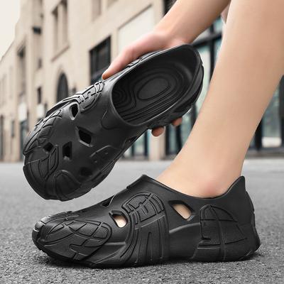 Mode Sommer Herren Sandalen Neue Herren Clogs Strandschuhe Herren Outdoor Freizeitschuhe Herren Sandalen Männliche Wasserschuhe Große Größe 45