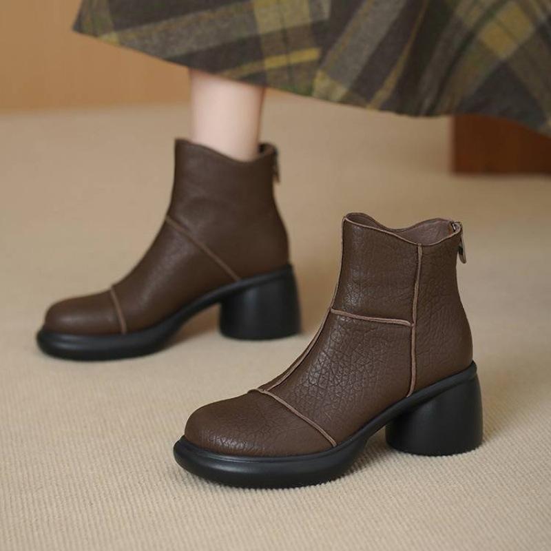 Autumn and winter women's leather boots medium heel sheepskin large size women's boots rear zipper thick sole new versatile leather low boots women