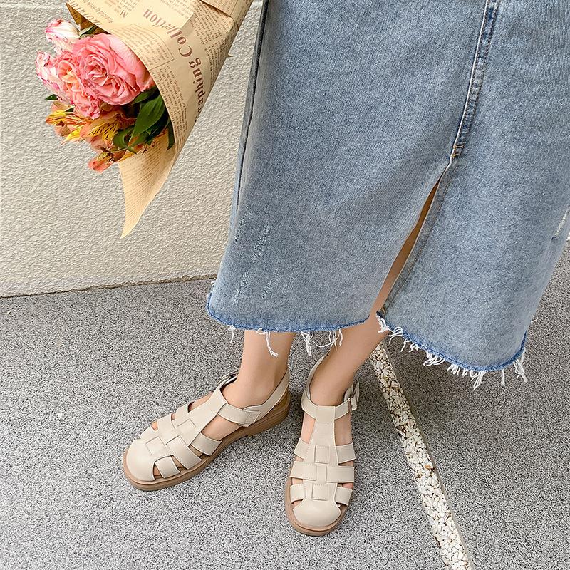 Leather Roman shoes sandals women's new fashion casual versatile bag head shoes woven hollow flat platform women's shoes