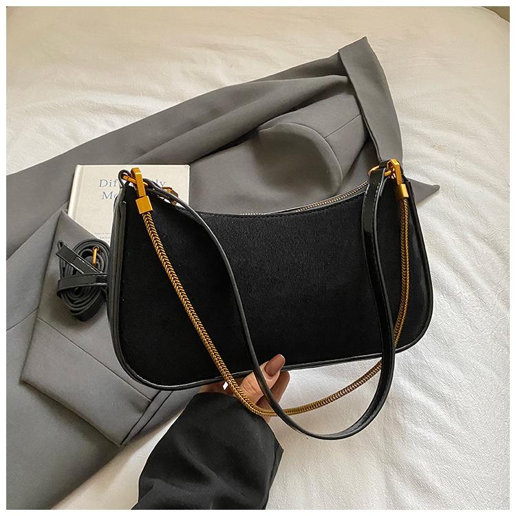 Новая женская сумка 2025 года, вместительная, высокого класса, осенне-зимняя, ретро, ​​повседневная, наплечная, подмышечная, дорогая сумка для поездок на работу.