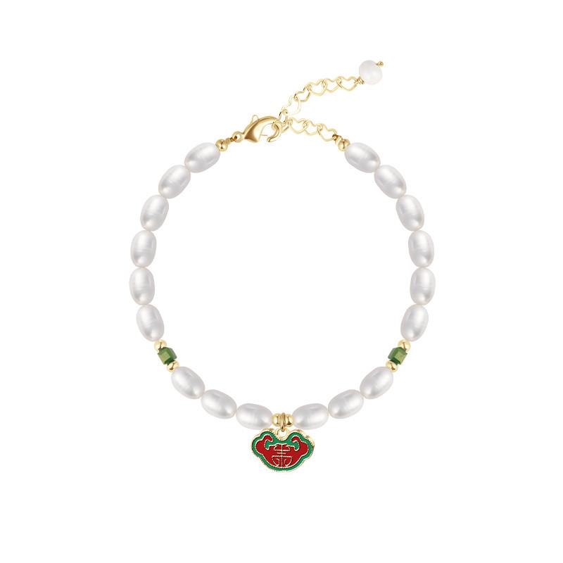 Rice Grain Freshwater Pearl Necklace Female Style Design Temperament Necklace Elegant Fashion Freshwater Pearl Clavicle Chain