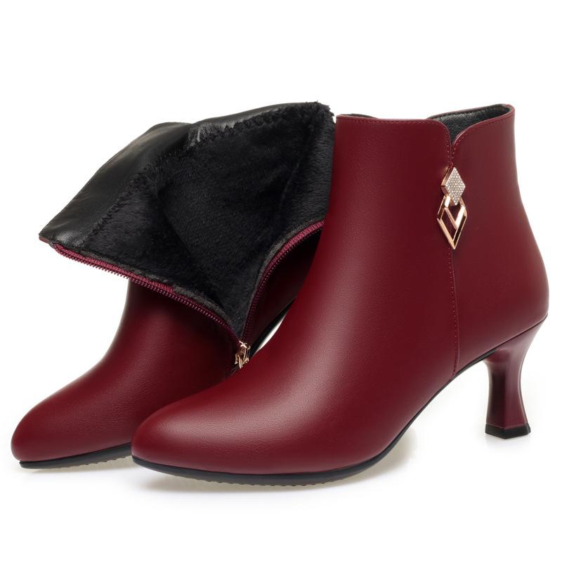 stiletto high heels women's soft leather short boots, winter new pointed fashion velvet leather shoes are versatile