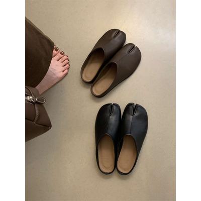 Fashion Korean Small Leather Shoes for Women, Spring and Autumn, French Style, Split Toe Shoes, Flat Toe Cover, Half Drag Mules