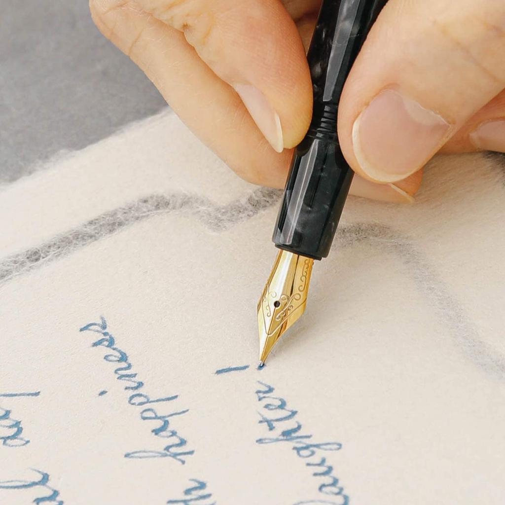 Attache Attache Marble Fountain Pen (Black)