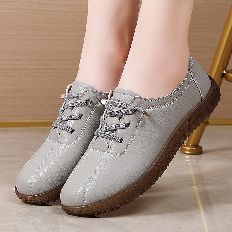 Fashion Women Ladeis Mother Female Genuine Leather Flats Loafers White Shoes Soft Non Slip Vulcanized Shoes Size 35-42 Soft Soled Flats