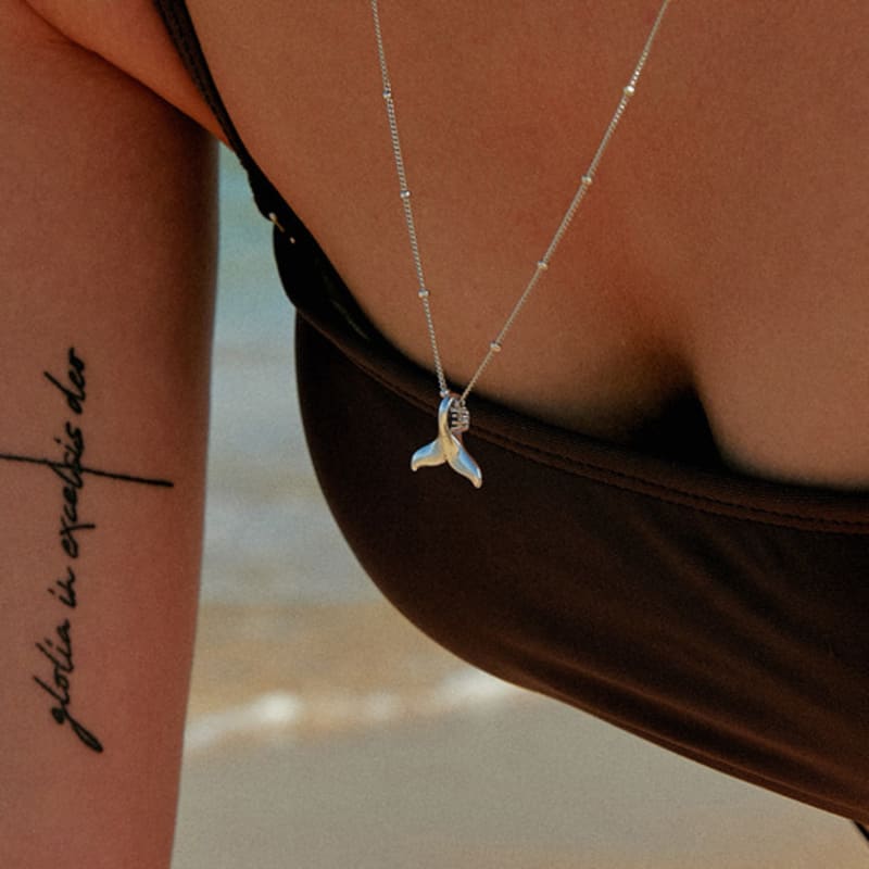 

libertegarden (silver925)Whale Necklace silver925