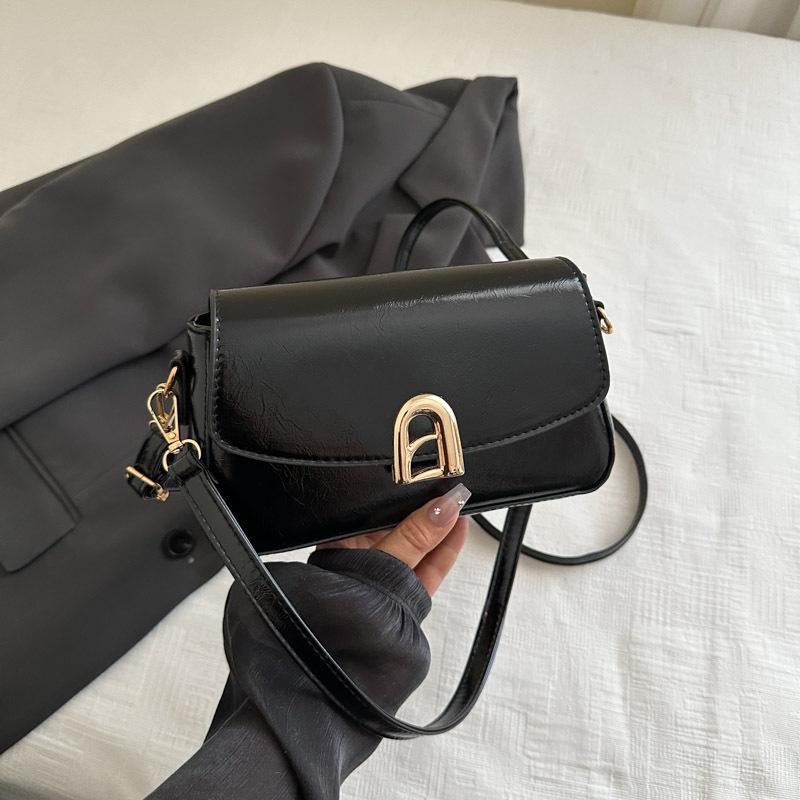 

2025 new summer solid color simple and fashionable women s handbag versatile single shoulder oblique span solid color women s small square bag