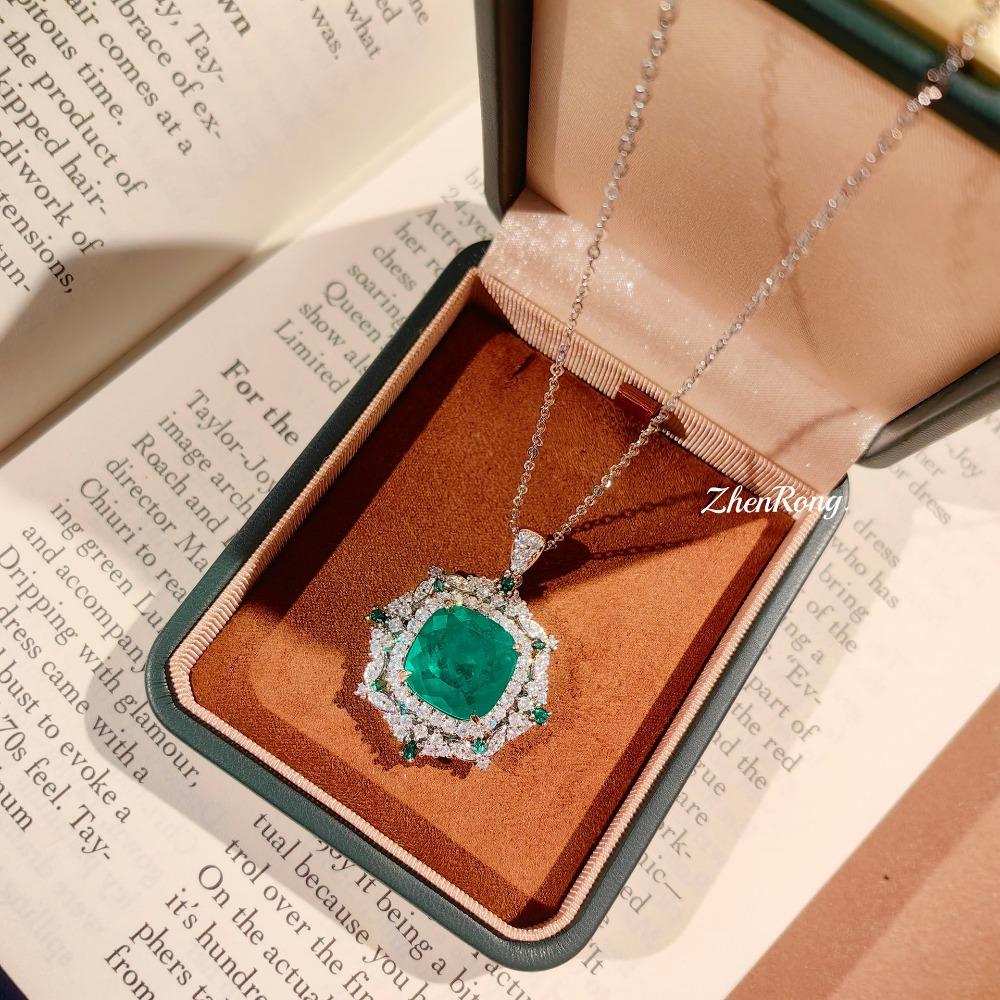 Vintage Luxury Emerald Pendant Necklace with Cotton Inclusions Women Elegant Gemstone Jewelry