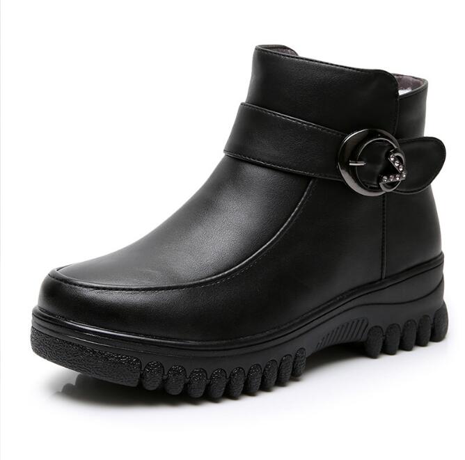 2025 New Genuine Leather Thick Plush Winter Woman Boots Non-slip Waterproof Women Snow Boots Mother Warm Cotton Padded Shoes