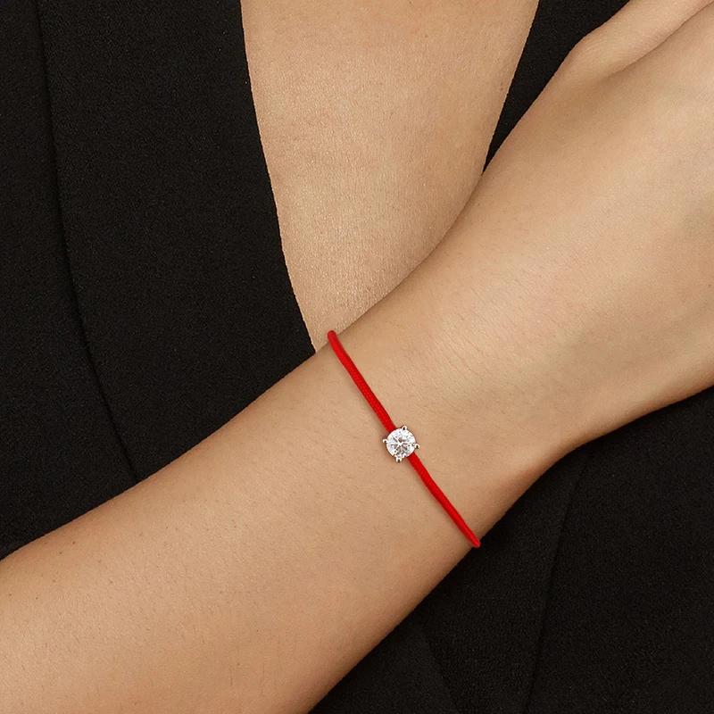 Bracelet Cordon Rouge en Moissanite Certifiée GRA de 0,5 Carat pour Femmes Bijou Minimaliste Cadeau de Saint-Valentin
