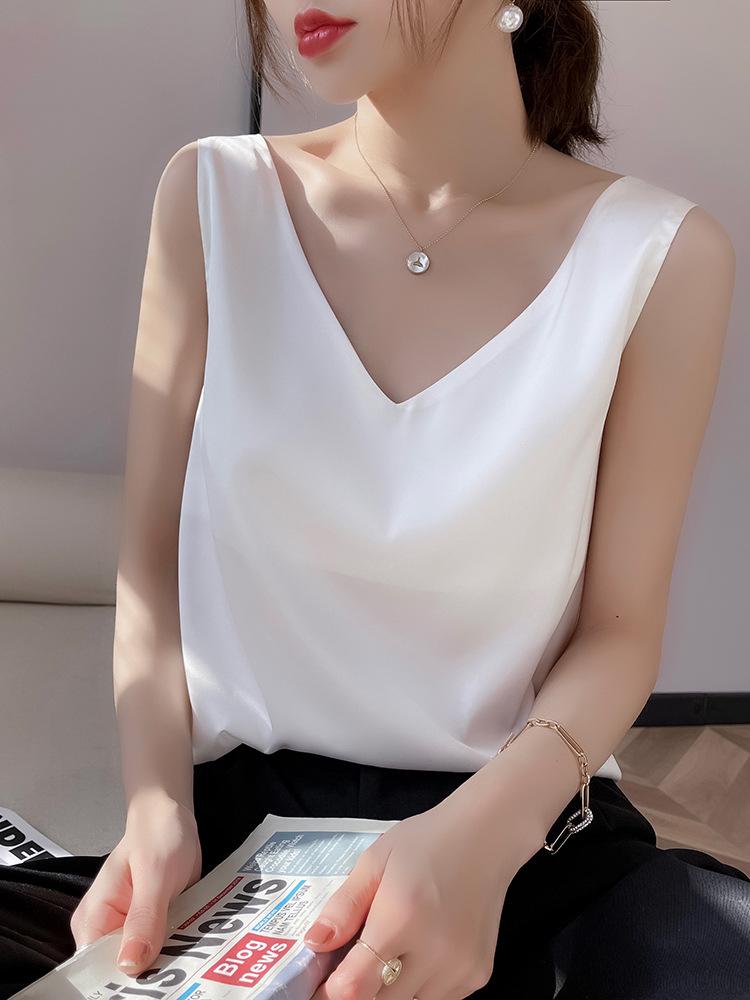 Dámský top camisole ze saténu s výstřihem do V - Bez rukávů, triacetátová základní vrstva na jaro.
