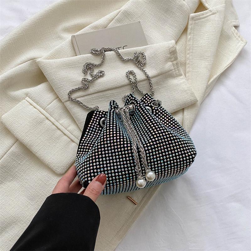 Trendy Bucket Bag Fashionable Chain Shoulder Bag For Women In Stylish Colors