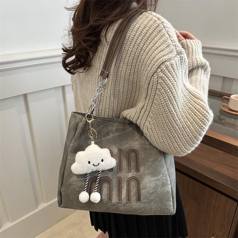 Tote Large Versatile Bag Featuring Unique Polyester Material And Modern Urban Aesthetic Women For