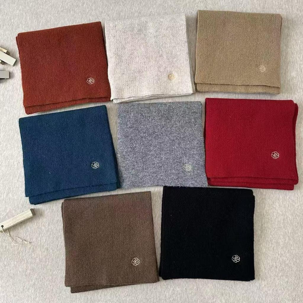 Luxurious Women's Red Cashmere Wool Scarf - Cozy Autumn/Winter Neck Warmer & Perfect Gift for Mom or Elders