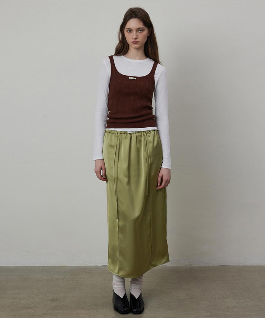 Kwinseulaebis Fleur Satin Banded Tuck Long Skirt