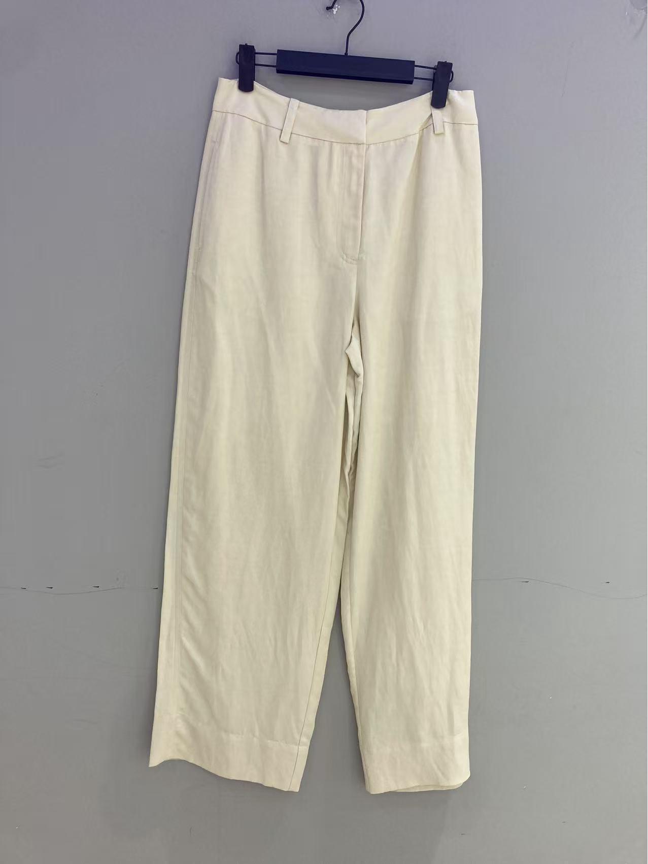 

Элегантный бежевый атласный костюм для деловых поездок: Женский осенне-зимний комплект куртка и брюки 38