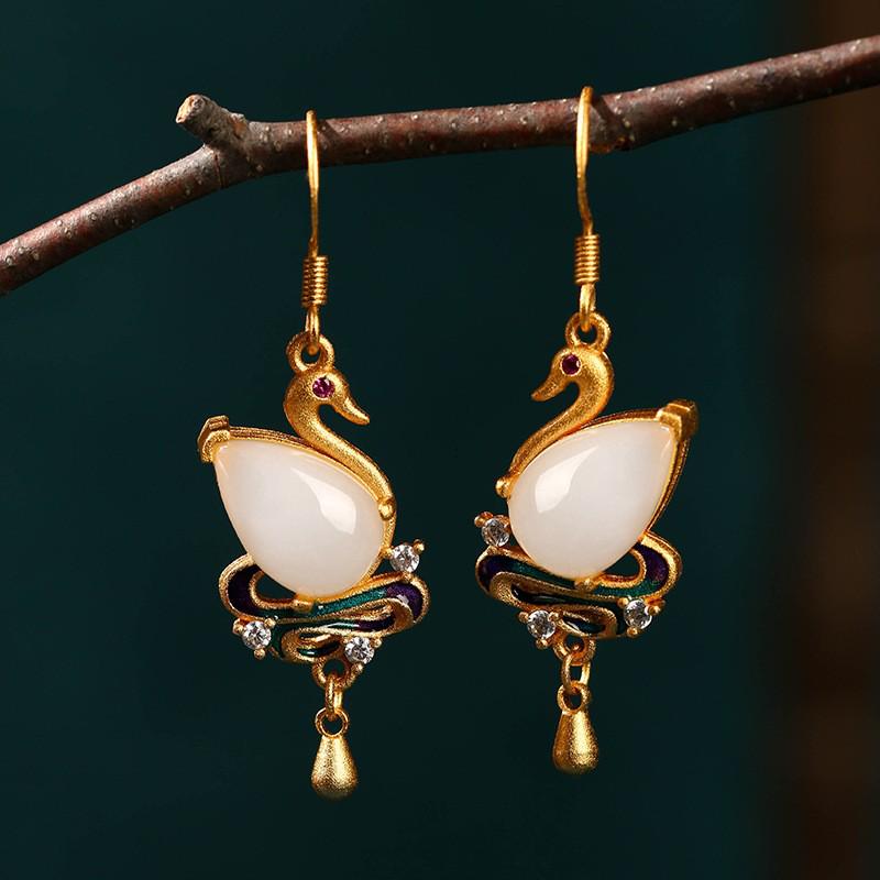 

Серьги-лебеди из холодной эмали под нефрит от блогера Xiaohongshu - Нишевый дизайн ювелирных изделий высокого класса для ципао 24K Gold Plated