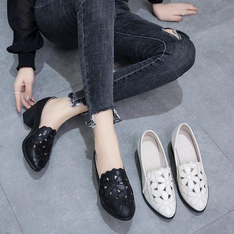 

Women s 2025 Summer Soft Leather Flats: Low-Top, Chunky Heels, Pointed Toe, Cut-Out Floral Design 37