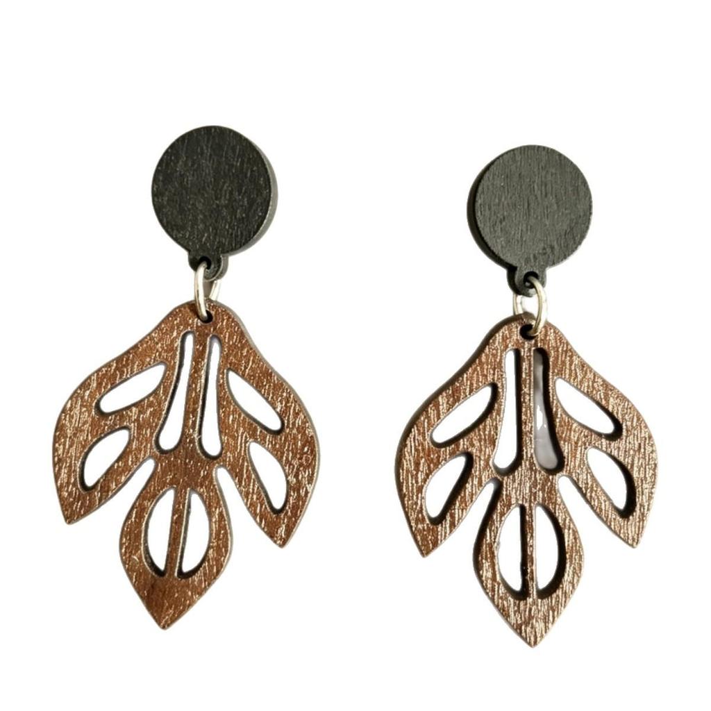 Retro Color Block Leaf Shape Wooden Earrings – Double-sided Black Round Leaf Vein Design