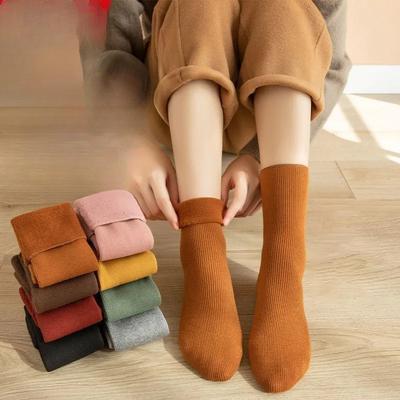 Chaussettes chaudes d'hiver en polaire pour femmes, douces, confortables, couleur unie, pour la maison, le sol, chaussettes épaisses, bottes douces, chaussettes de nuit, nouveau