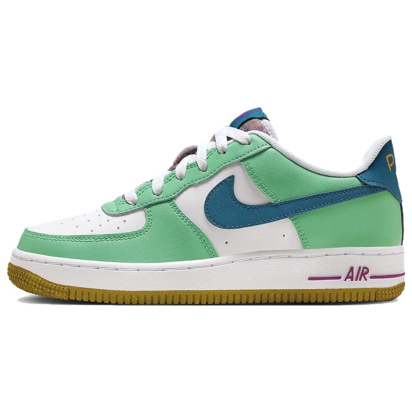 

Новые Nike Air Force 1 Low LV8 Play GS FJ4613-100