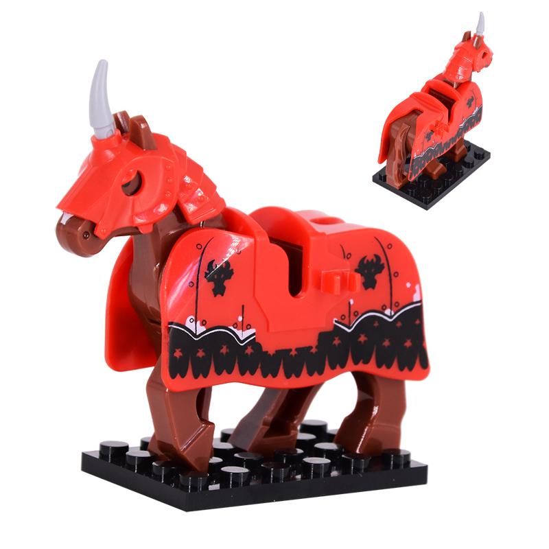 1pcs Medieval Horses Grey Bodies Blue Saddle Blankets White Horse Emblems Yellow Trims Building Block