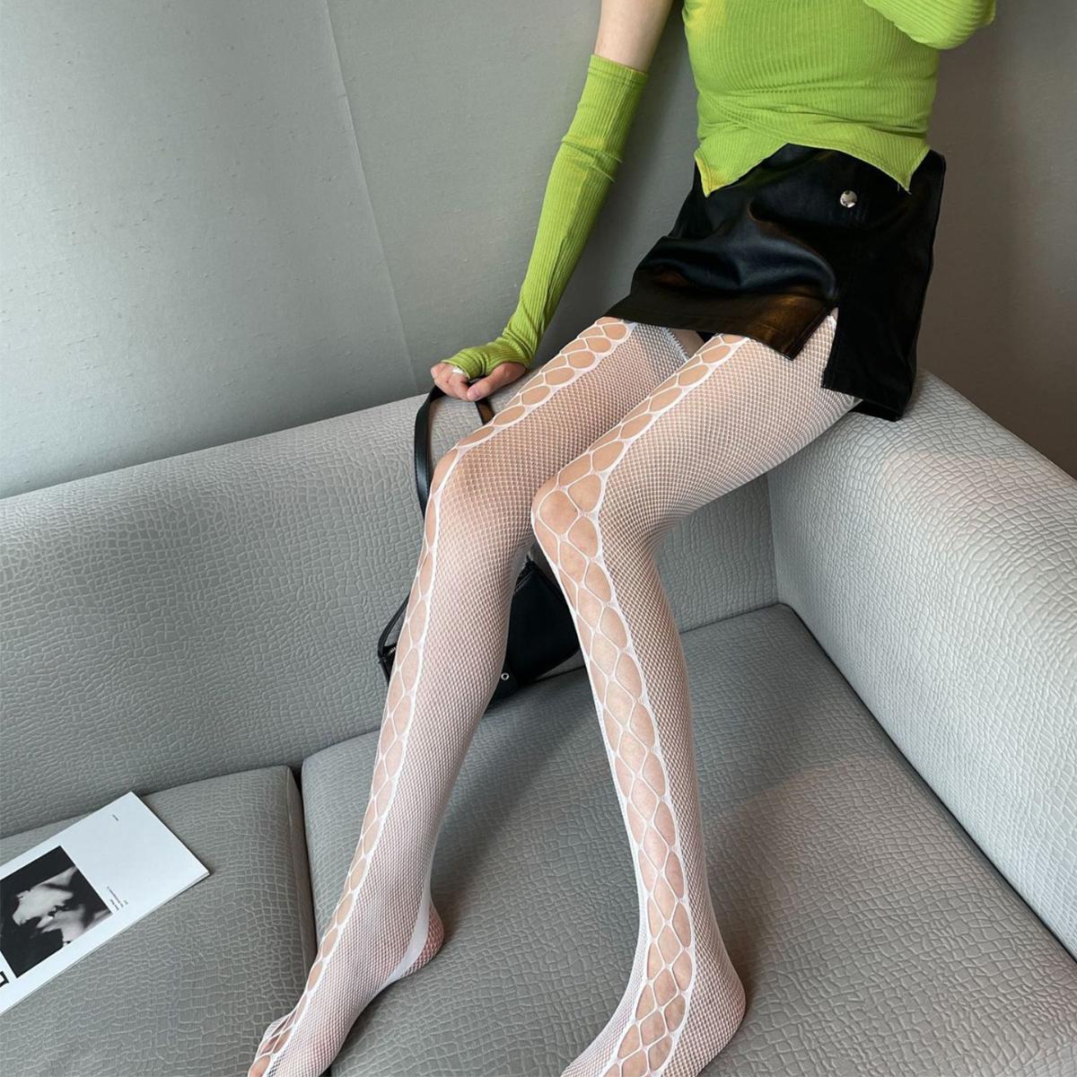 

French sexy lace jacquard white silk fishing net sock pattern mesh hollow pantyhose women s pure desire style One Size слонова кістка