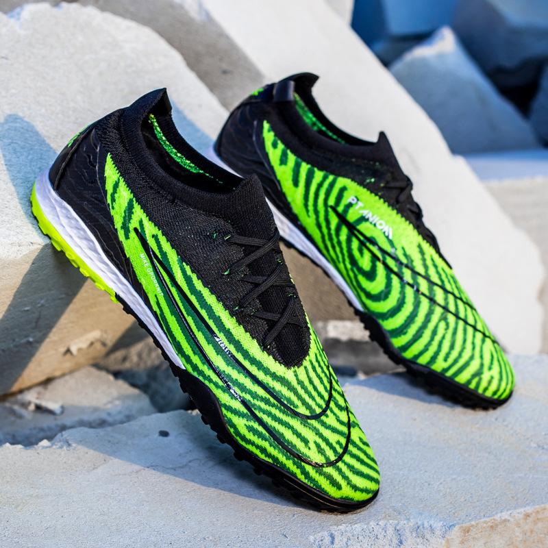 

Сломанные 147 Взрослые Студенческие Детские Туфли Длина Ло Тренировочные Ассасин Трава Новые Мужские и Женские Футбольные Бутсы Шипы Цена Отлично 45