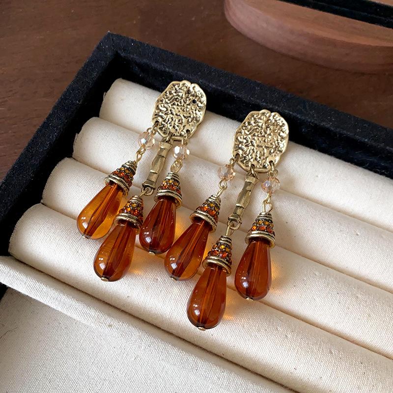 Silver needle with diamonds pleated water drop fringed earrings Maillard retro ethnic style earrings personalized fashion temperament earrings