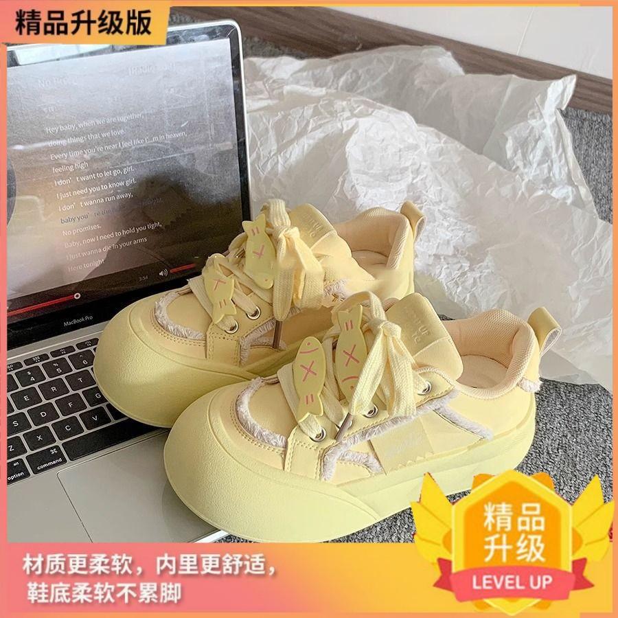 2025 Spring and Summer Campus Style Platform Bread Shoes Women's Versatile Little White Shoes High Value Niche Fashion Lightweight Sports Women