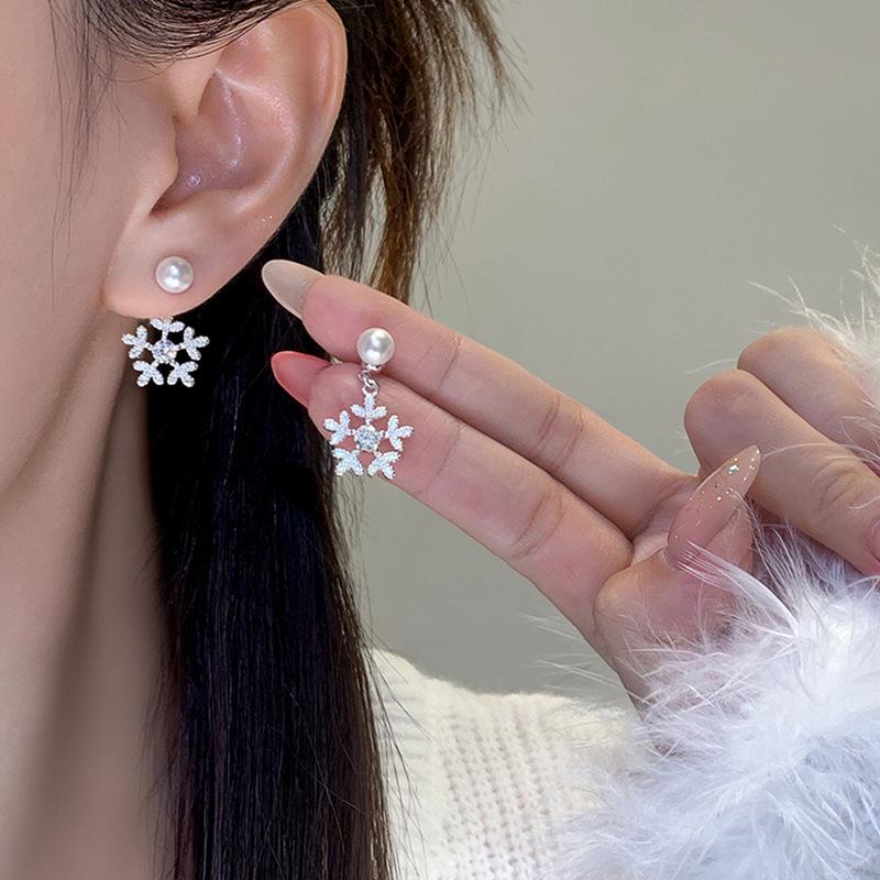 Elegant Two-Way Crystal Snowflake Pearl Stud Earrings for Women