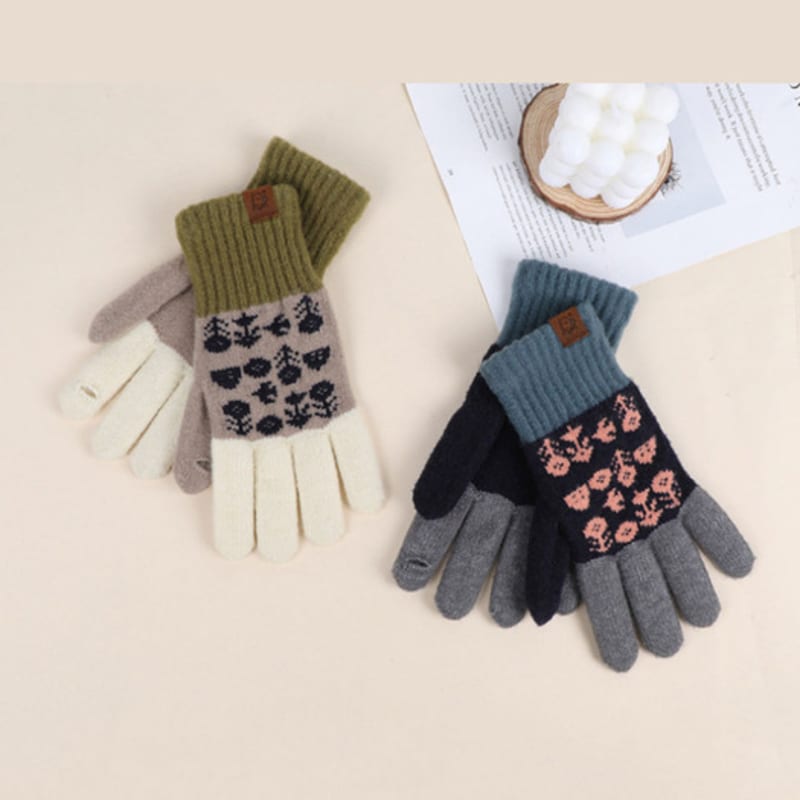 LALA Wool Blend Floral Pattern Fleece Gloves