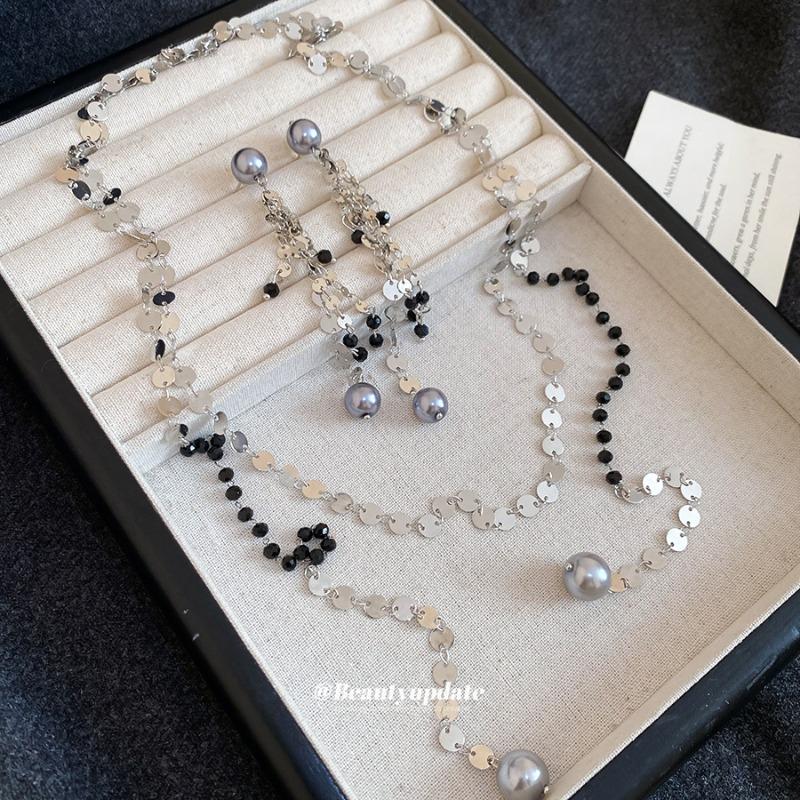 Crystal Beaded Sequins Pearl Necklace Earrings Retro Temperament Niche Light Luxury Jewelry Premium Jewelry Set Women